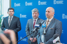 Od lewej: L. Nadbereżny, prof. P. Koszelnik, prof. PRz A. Trytek, 