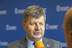 Prof. P. Koszelnik, 
