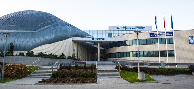 Pierwsza Rada Uczelni wybrana