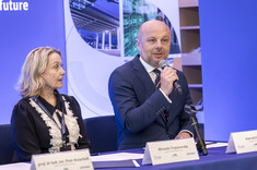 Od lewej:  M. Trojanowska, K. Fijołek,